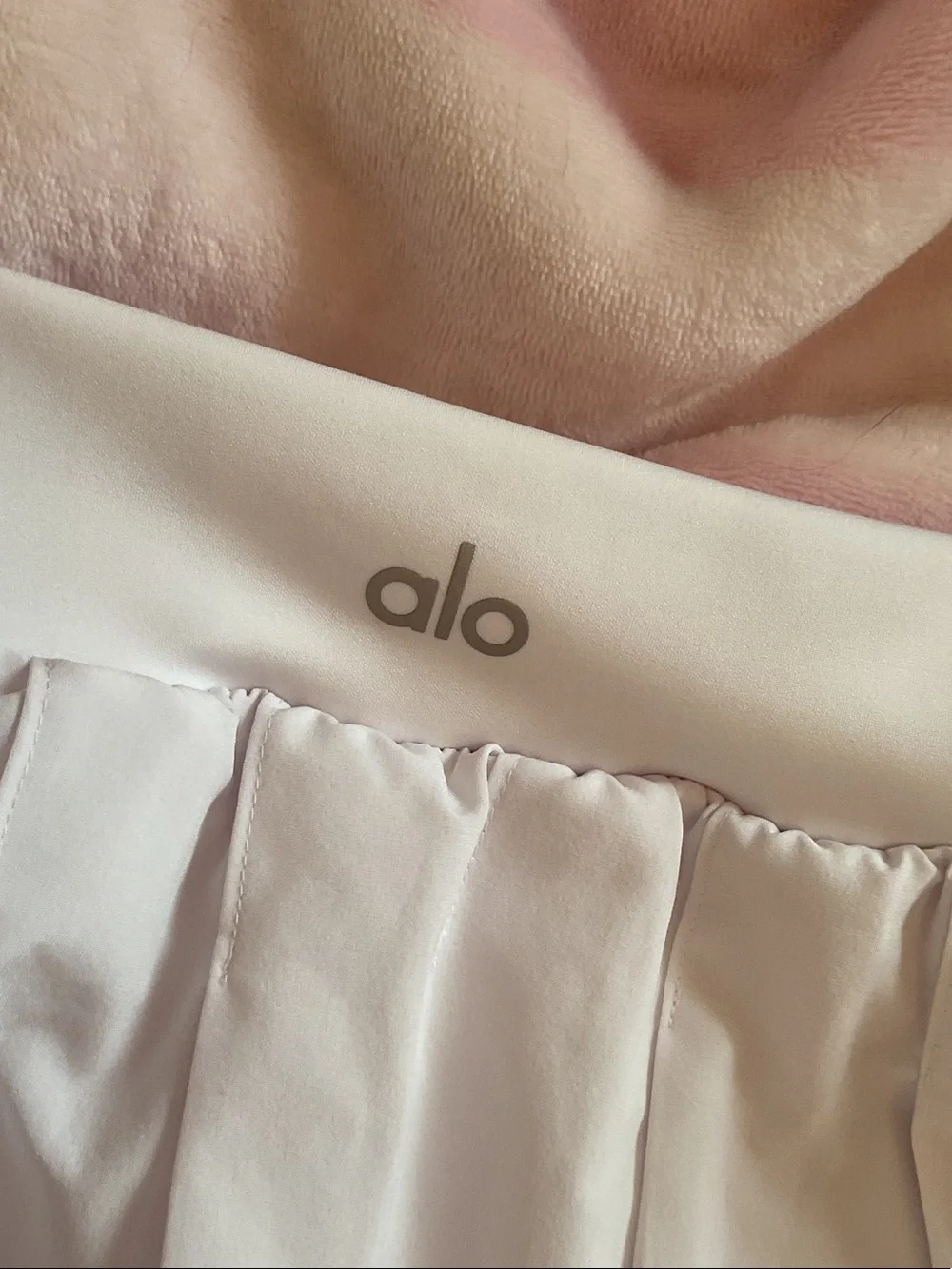ALO Yoga White Layered Pleated Skater Skirt